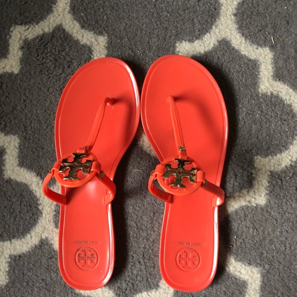 tory burch red jelly slides